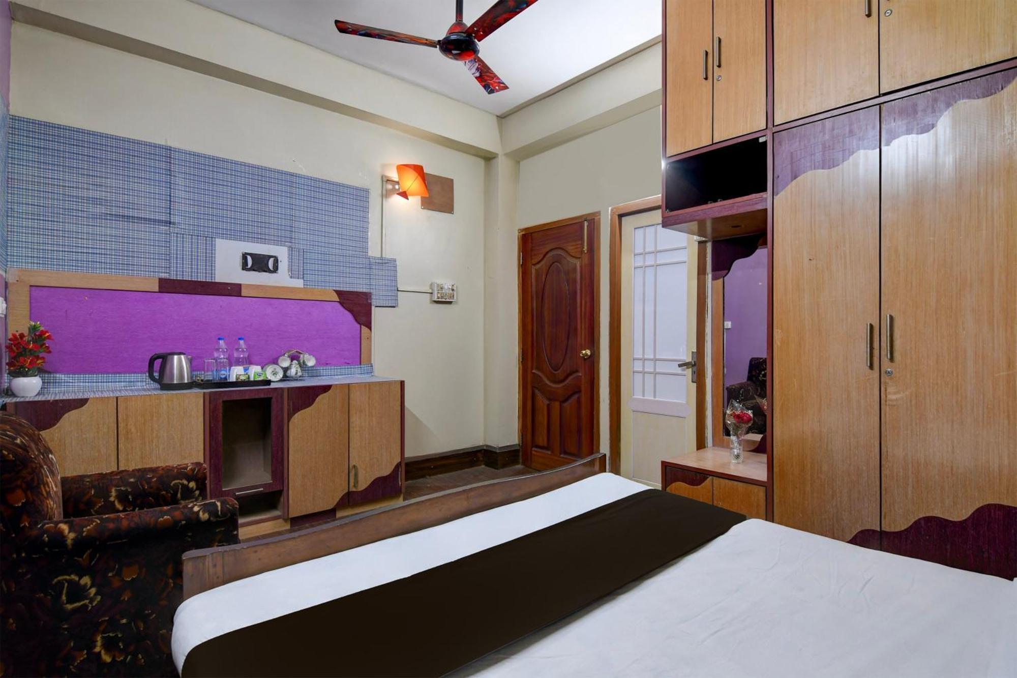 Hotel O Brothers Inn Калькутта Экстерьер фото